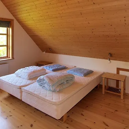 Semesterbostad Three-bedroom Holiday Fosforritvej 04 Arnager